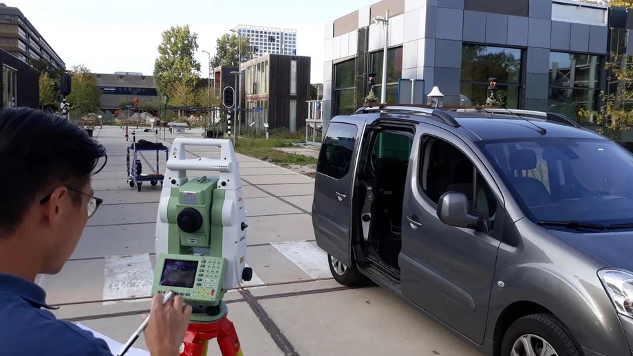 SuperGPS experiment carried out using the prototype system deployed on TU Delft campus.